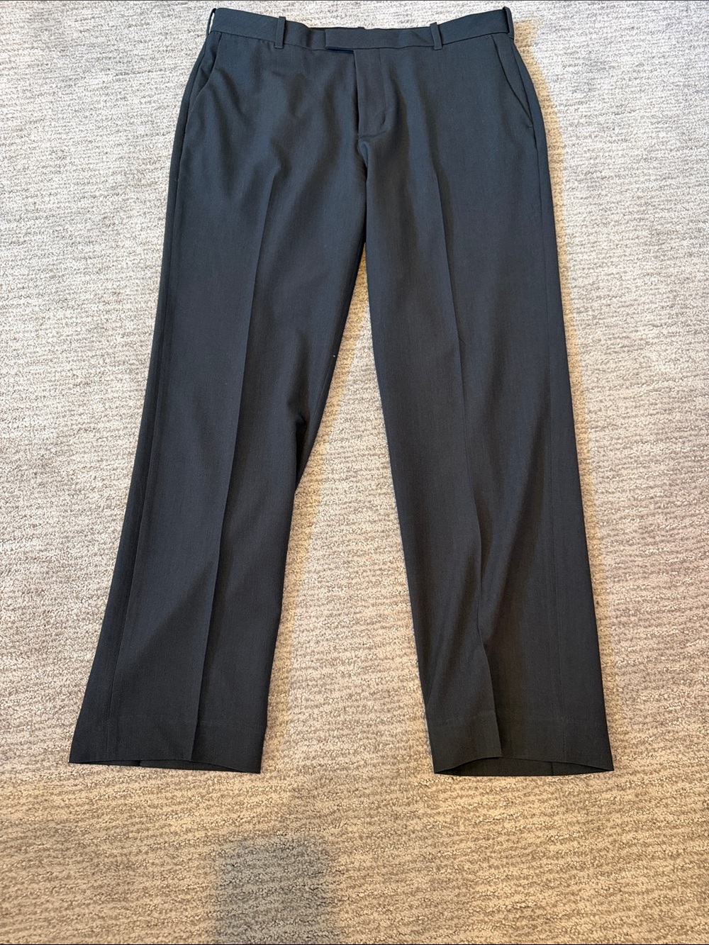 Izod straight leg dress pants 34x32